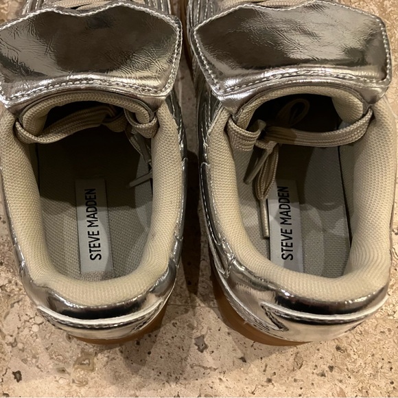 NWOB Steve Madden Silver Madrid Sneakers - Picture 10 of 14